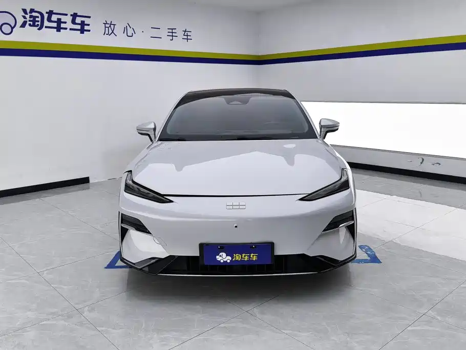 Geely Galaxy Galaxy E8 2024 2024 665km RWD Starship Voyager Edition