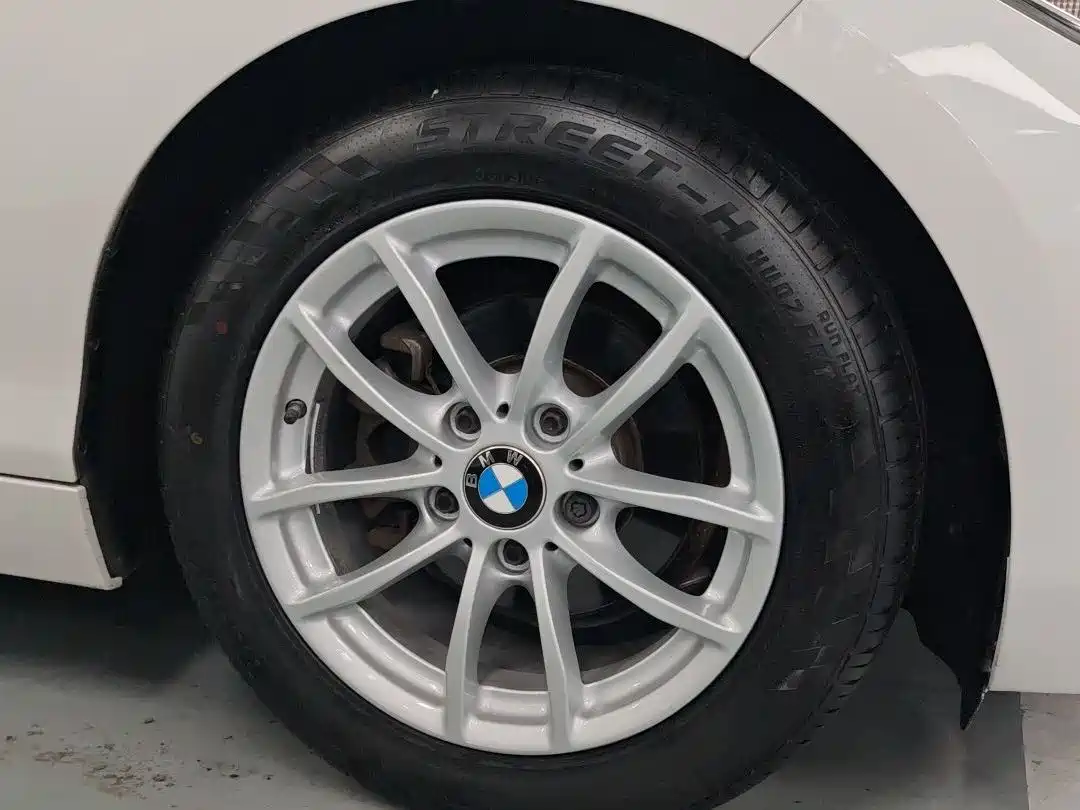 BMW 2 Series (Import) 2015 218i Convertible Coupe фото 12