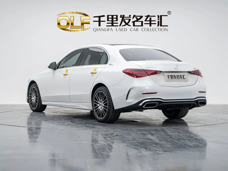 Фото 8 - Mercedes-Benz C-Class