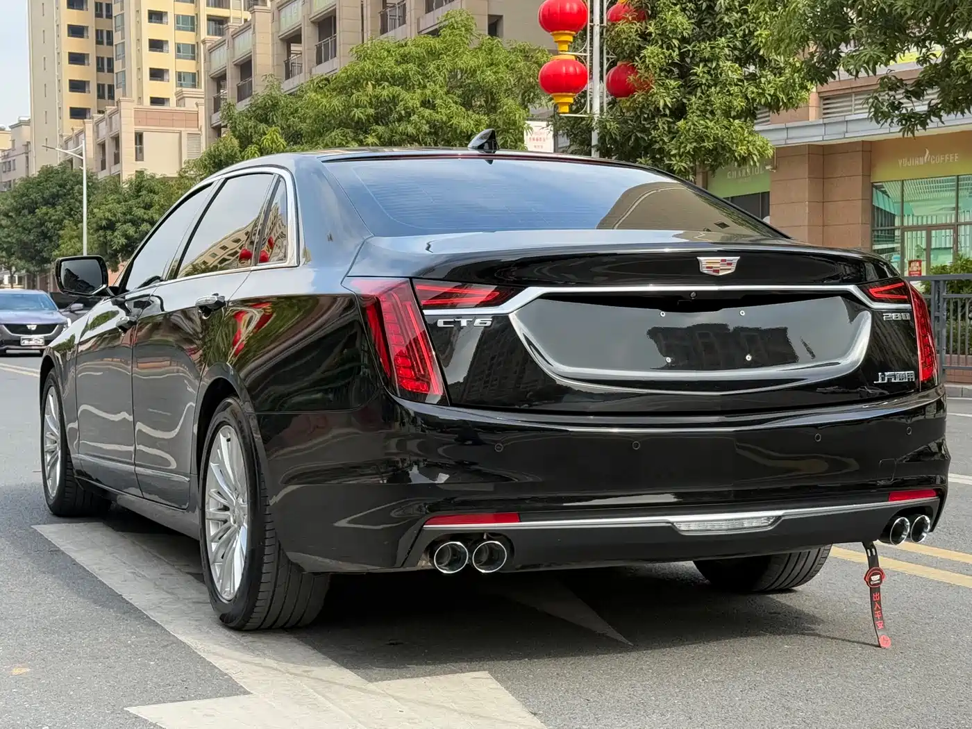CADILLAC CT6
