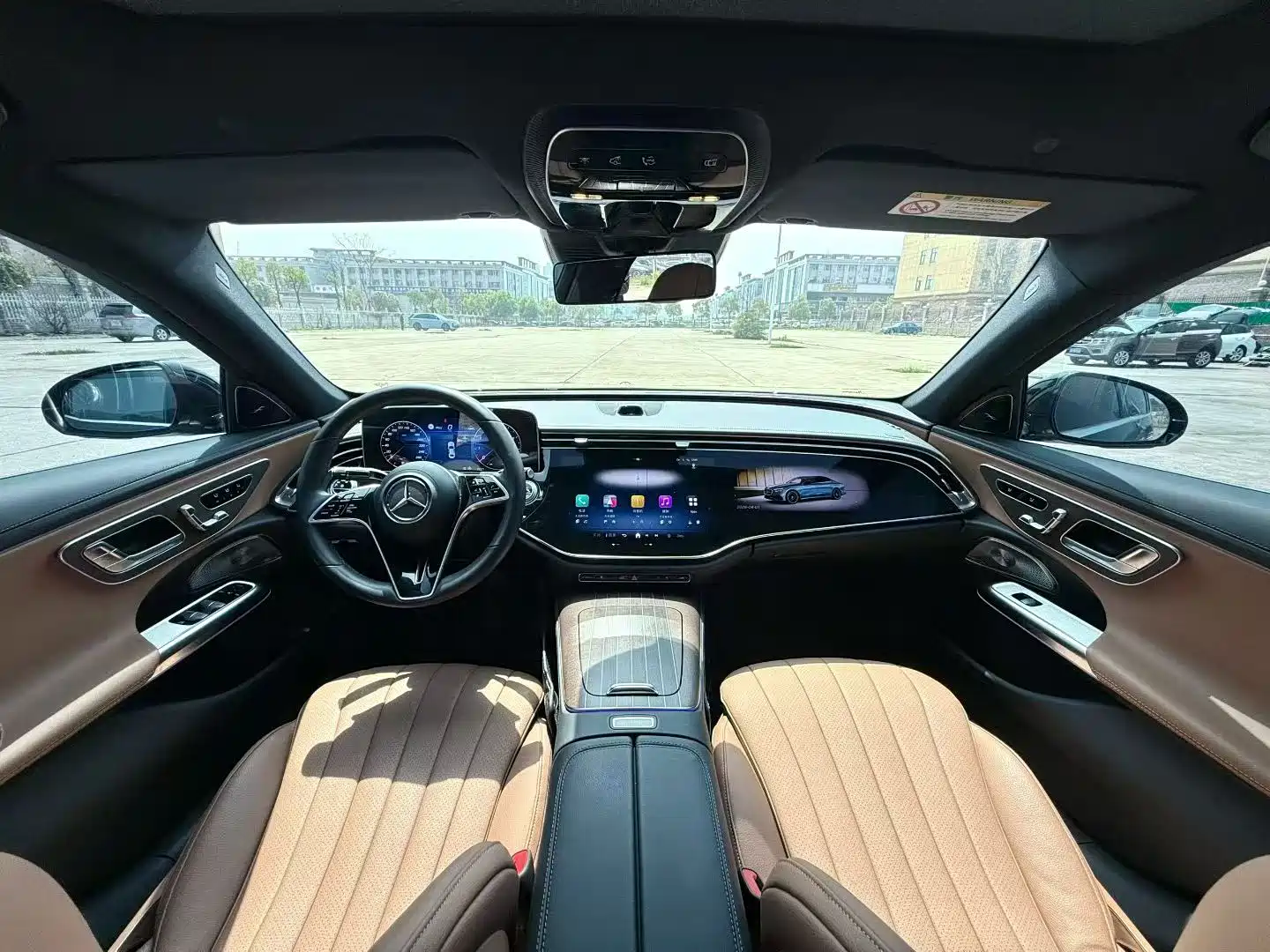 Фото 5 - Mercedes-Benz E-Class