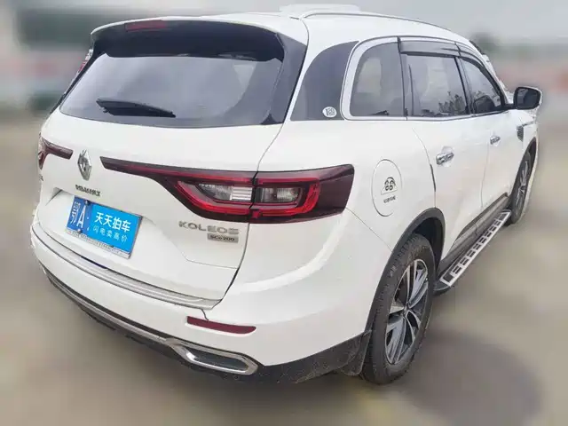 Renault Koleos 2018 2.0L 2WD Luxury Edition — фото 2
