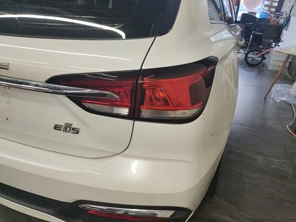 Roewe Ei5 2020 2021 Super Cool Edition