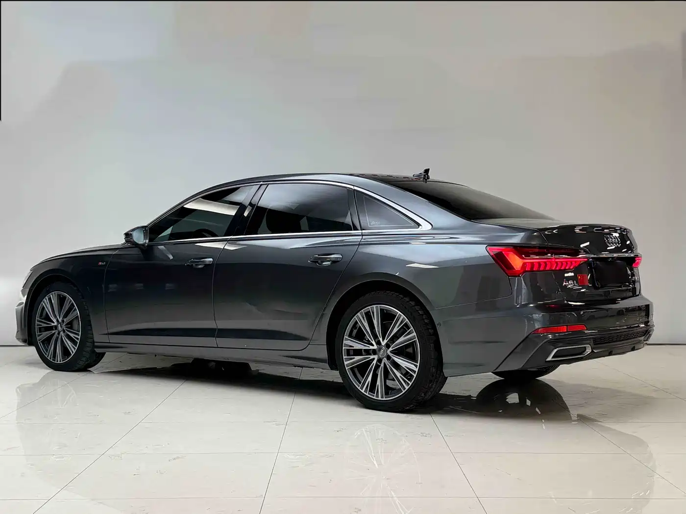 Audi A6L 2021 45 TFSI quattro Exclusive Sport фото 25