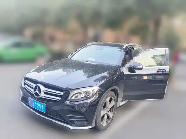 Mercedes-Benz GLC 2017 GLC 260 4MATIC Luxury — фото 1
