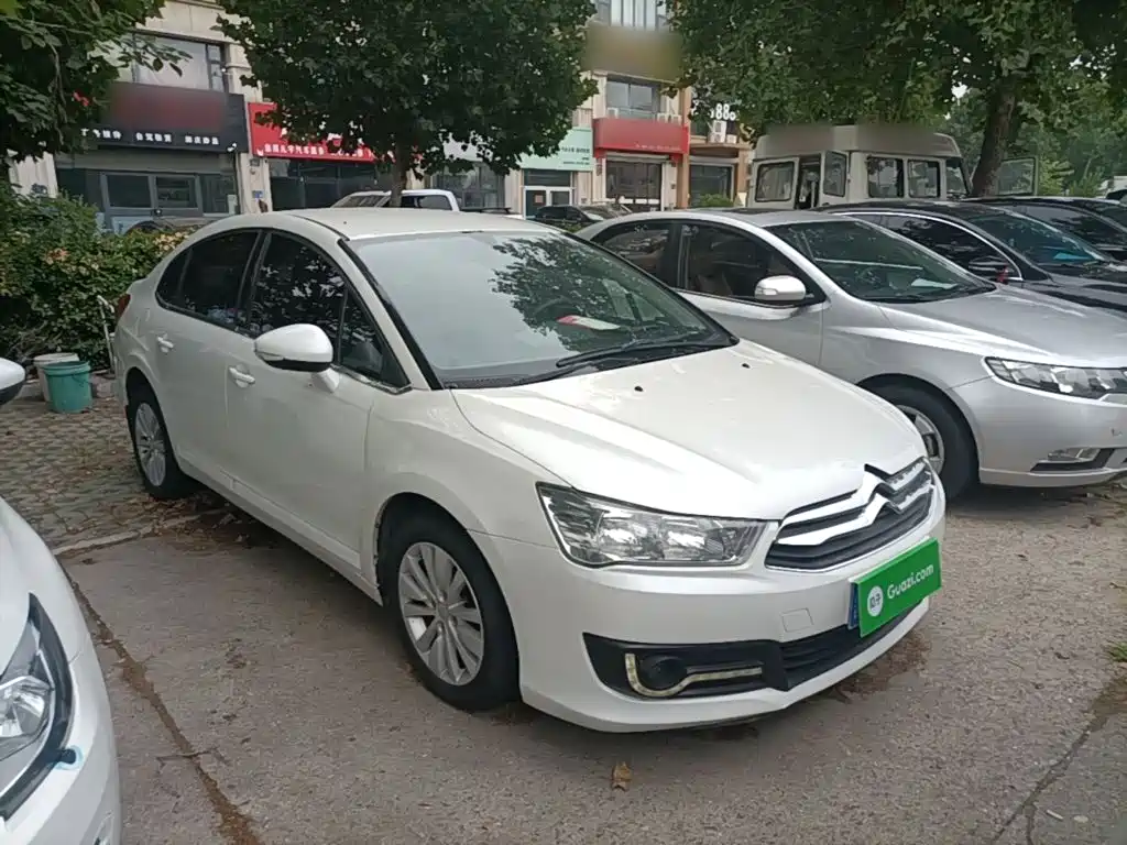 Citroën C-Quatre 2015 2013 Model Sedan 1.6L Automatic Premium Style