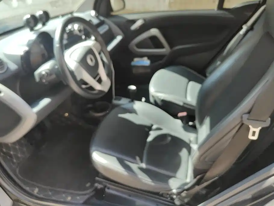 Photo 9 - smart fortwo