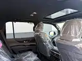 Фото 30 - Lexus LX