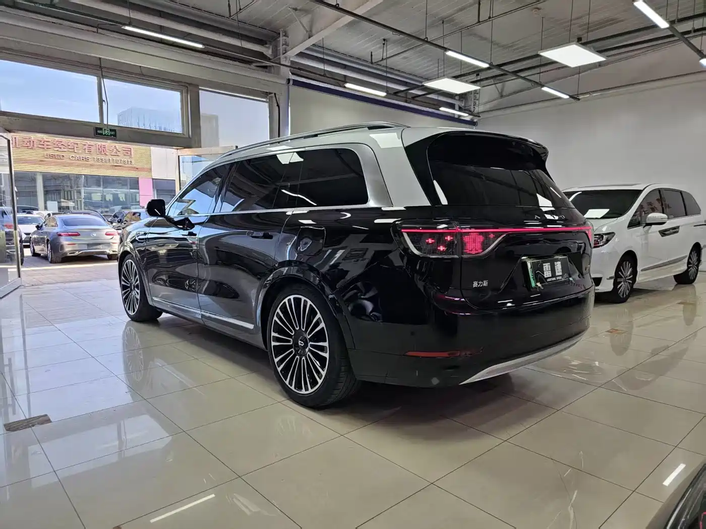 AITO Wenjie AITO M9 2024 2024 Range Extender Ultra 52kWh 6-seater