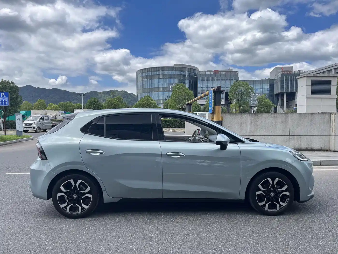 Фото 16 - MG MG4 EV