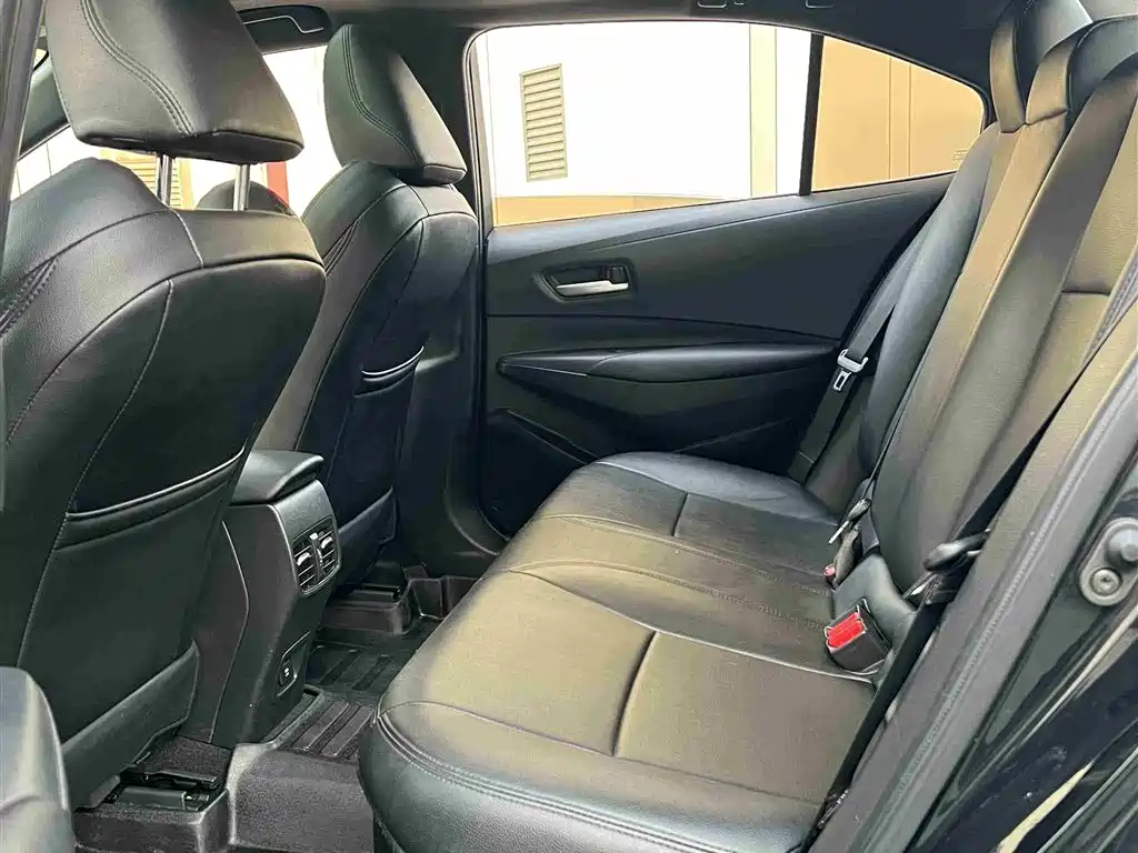 Toyota Levin 2021 Dual Engine 1.8H E-CVT Luxury Edition фото 5
