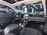 Photo 14 - Honda Vezel