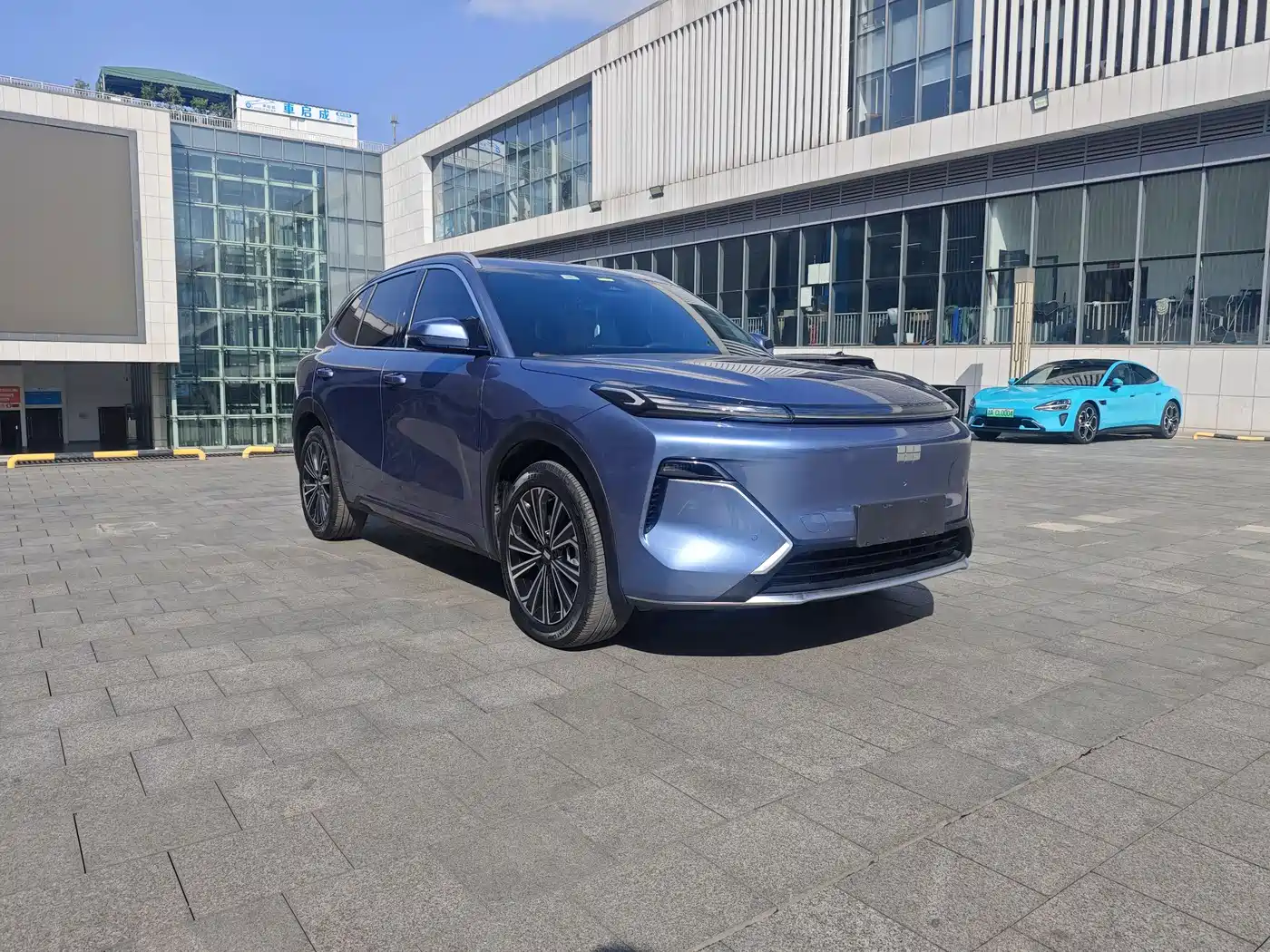 Geely Galaxy Galaxy Starship 7 EM-i 2025 120km Navigation Edition фото 4