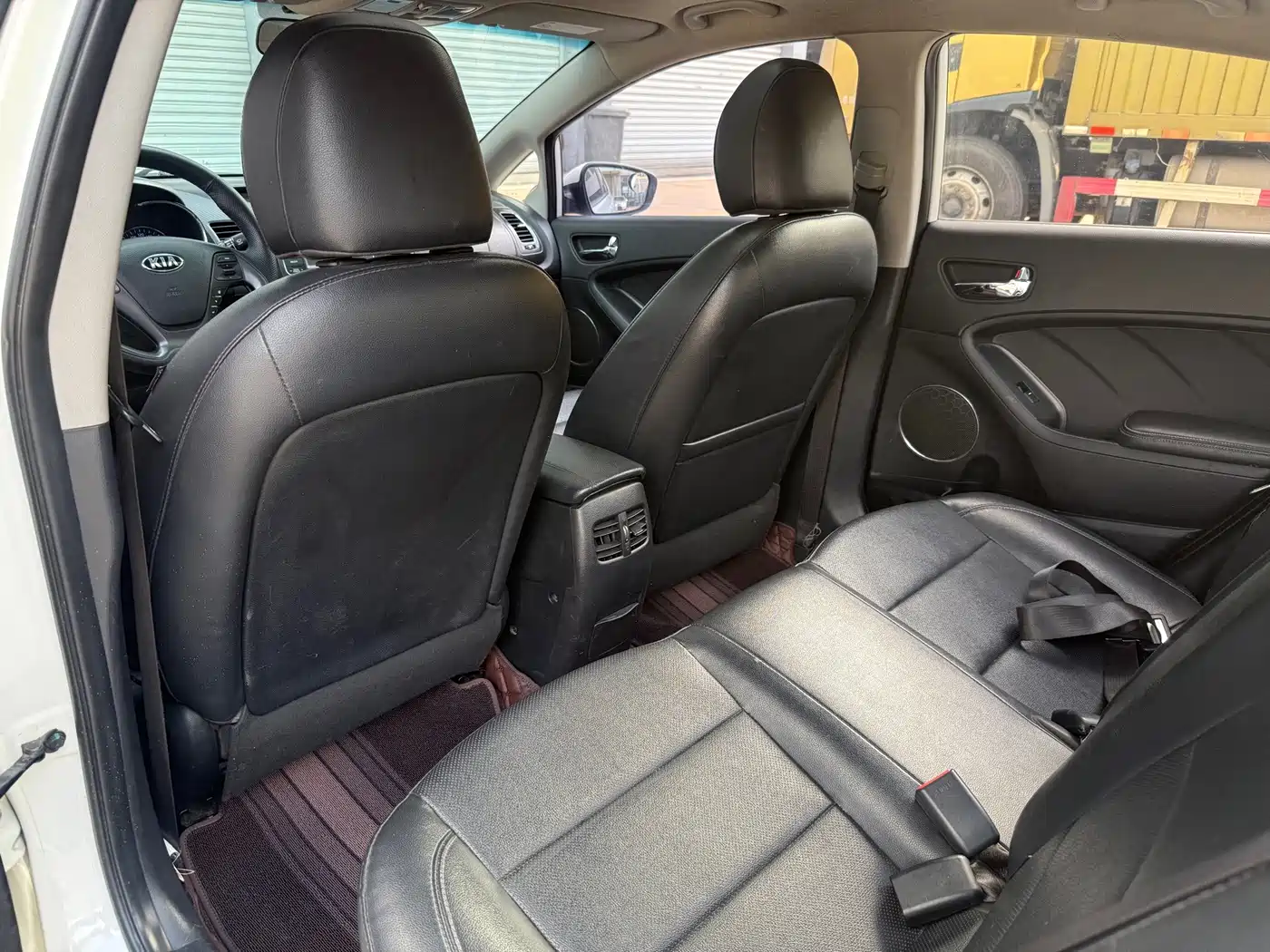 Фото 9 - Kia K3