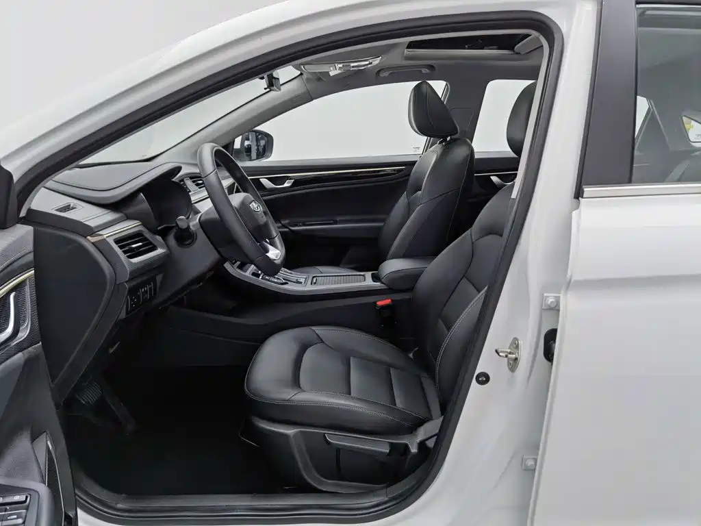 Geely Emgrand GL 2021 2021 UP 1.4T CVT Premium