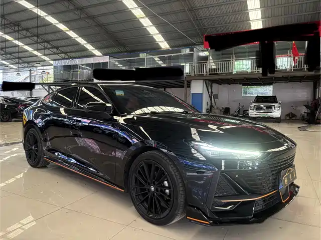 Changan UNI-V 2024 1.5T Deluxe Sport — фото 3