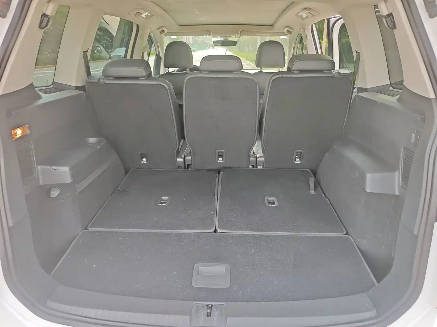 Volkswagen Touran 2021 2021 Touran L 280TSI DSG Cross Edition 7-seater