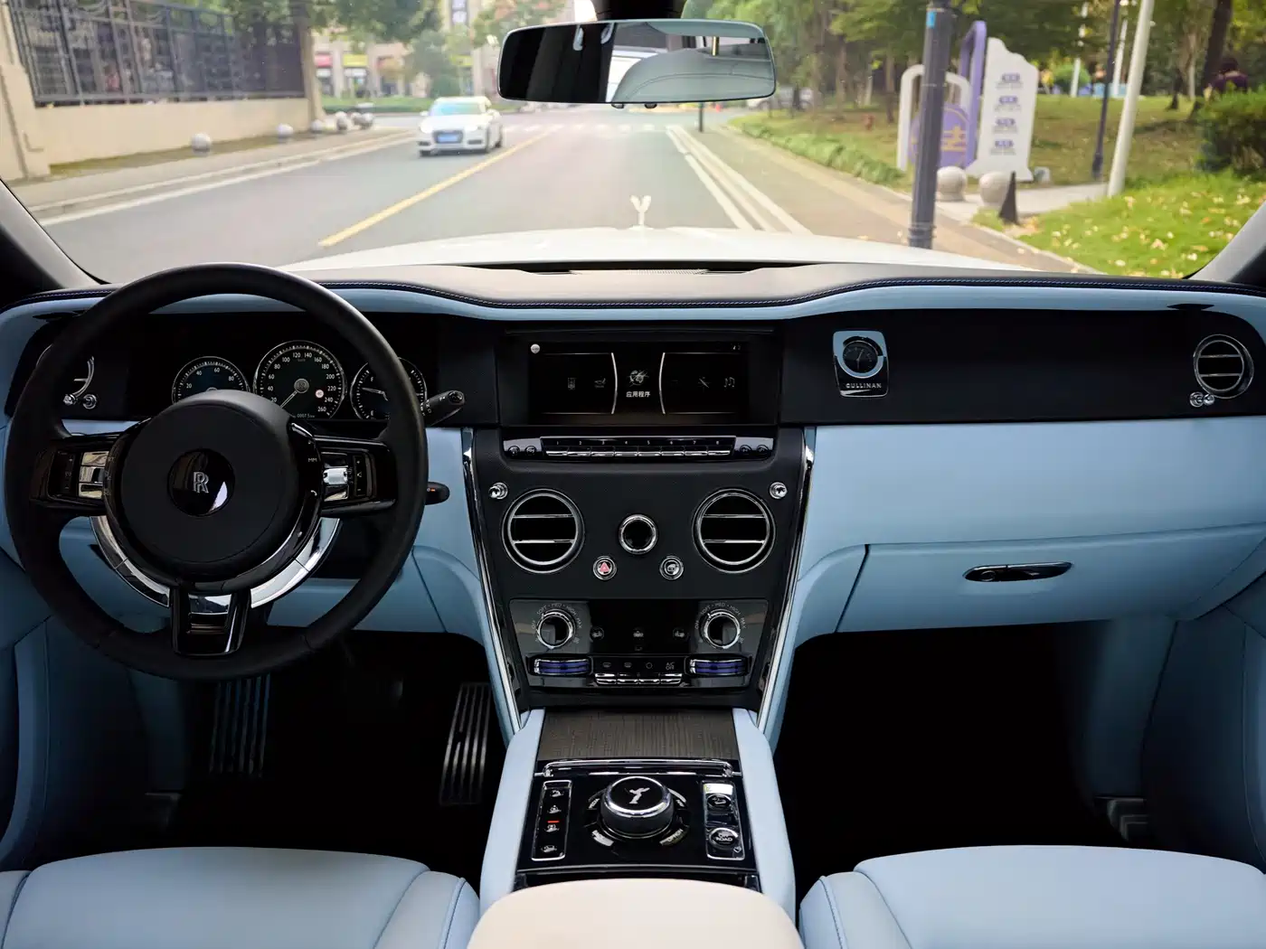 Rolls-Royce Cullinan 2020 2018 4-Seater Version