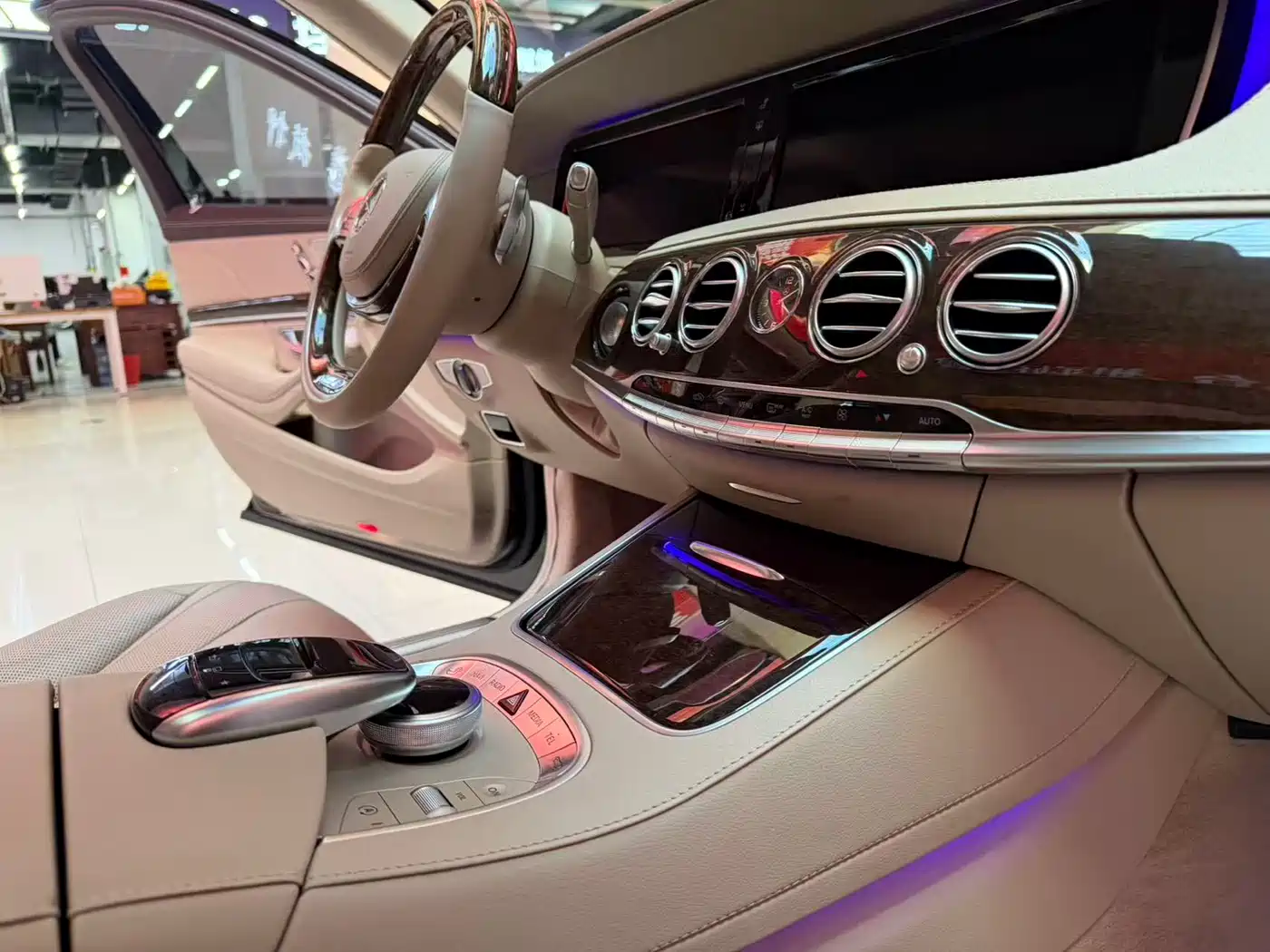 Mercedes-Benz S-Class 2016 S 320 L Luxury фото 18