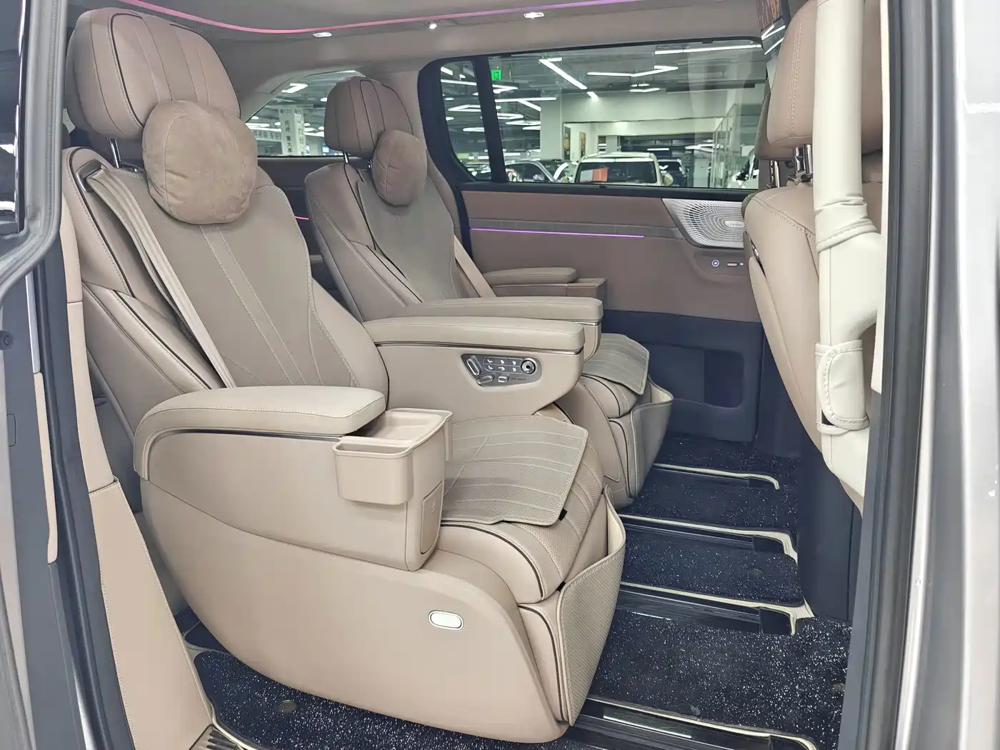 XPeng X9 2026 2025 Extended Range Edition