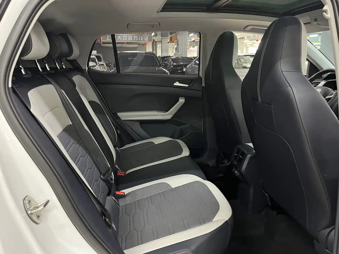 Volkswagen Tharu 2025 New Edge 1.5L Aspiration Edition фото 12