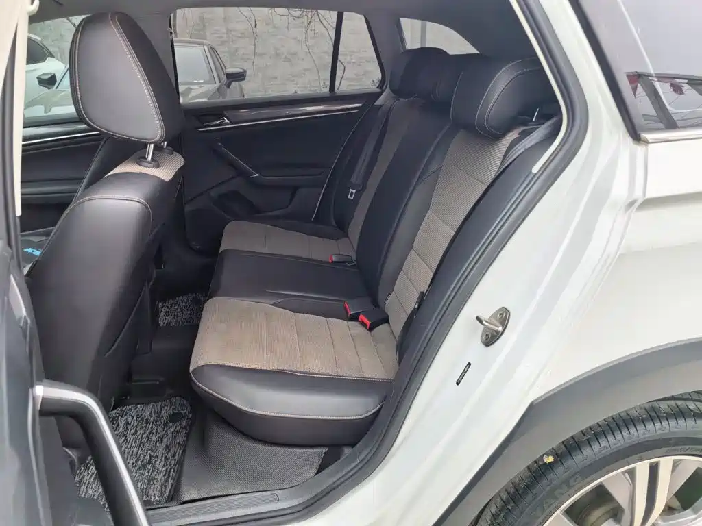 Фото 13 - Volkswagen C-TREK