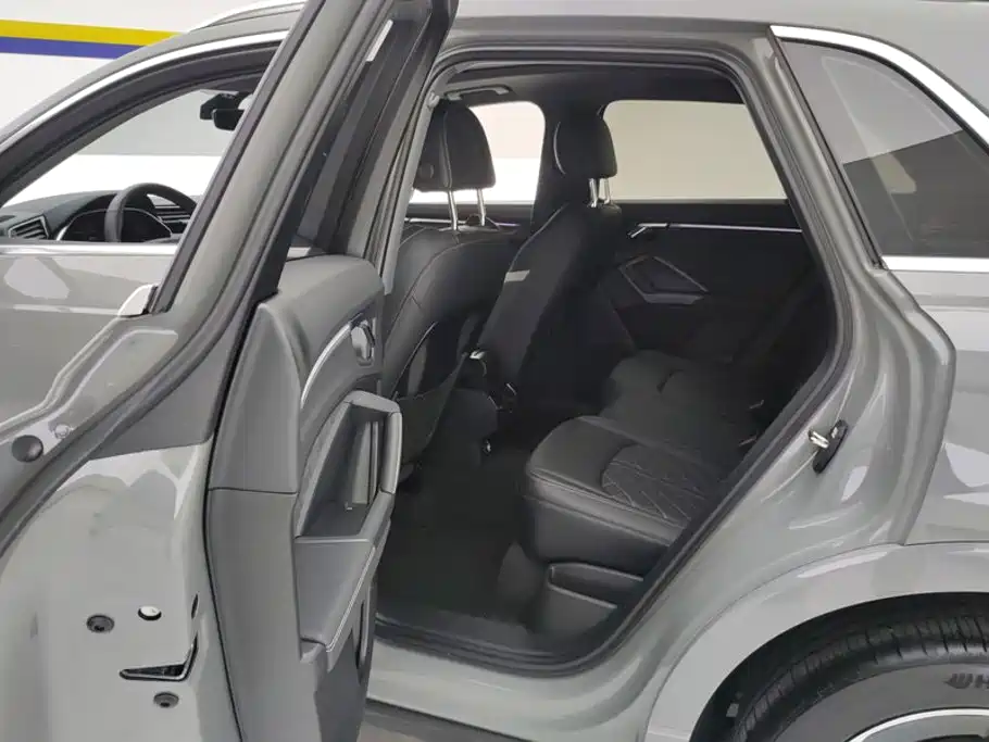 Audi Q3 2025 2024 35 TFSI Fashion Sport