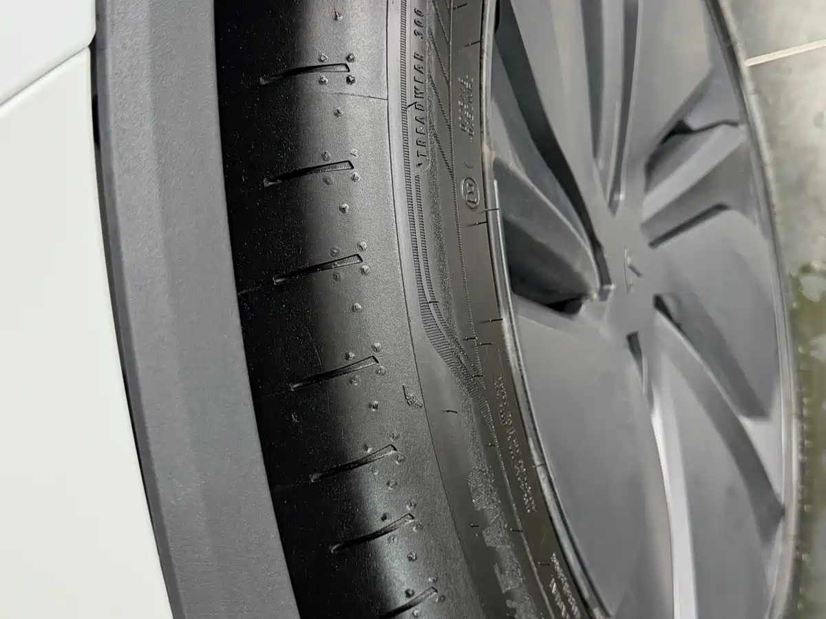 Tesla Model Y 2026 2026 Rear-Wheel Drive