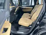 Фото 10 - Volvo XC90