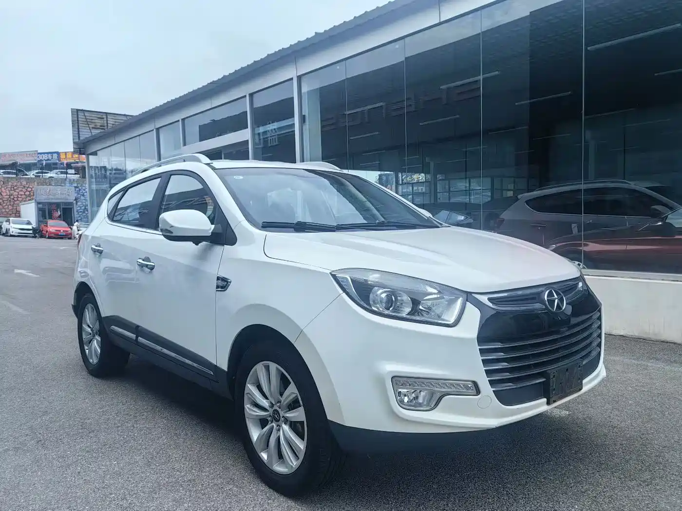 JAC Motors Refine S5 2017 2015 1.5T Automatic Elite