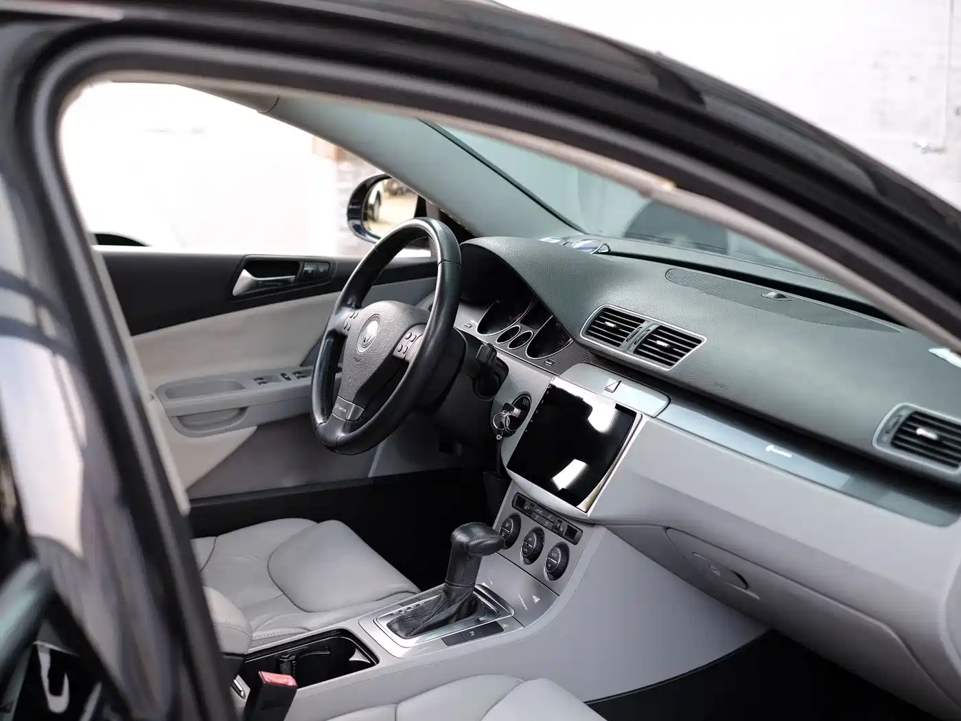 Volkswagen Magotan 2010 2011 1.4TSI Elite