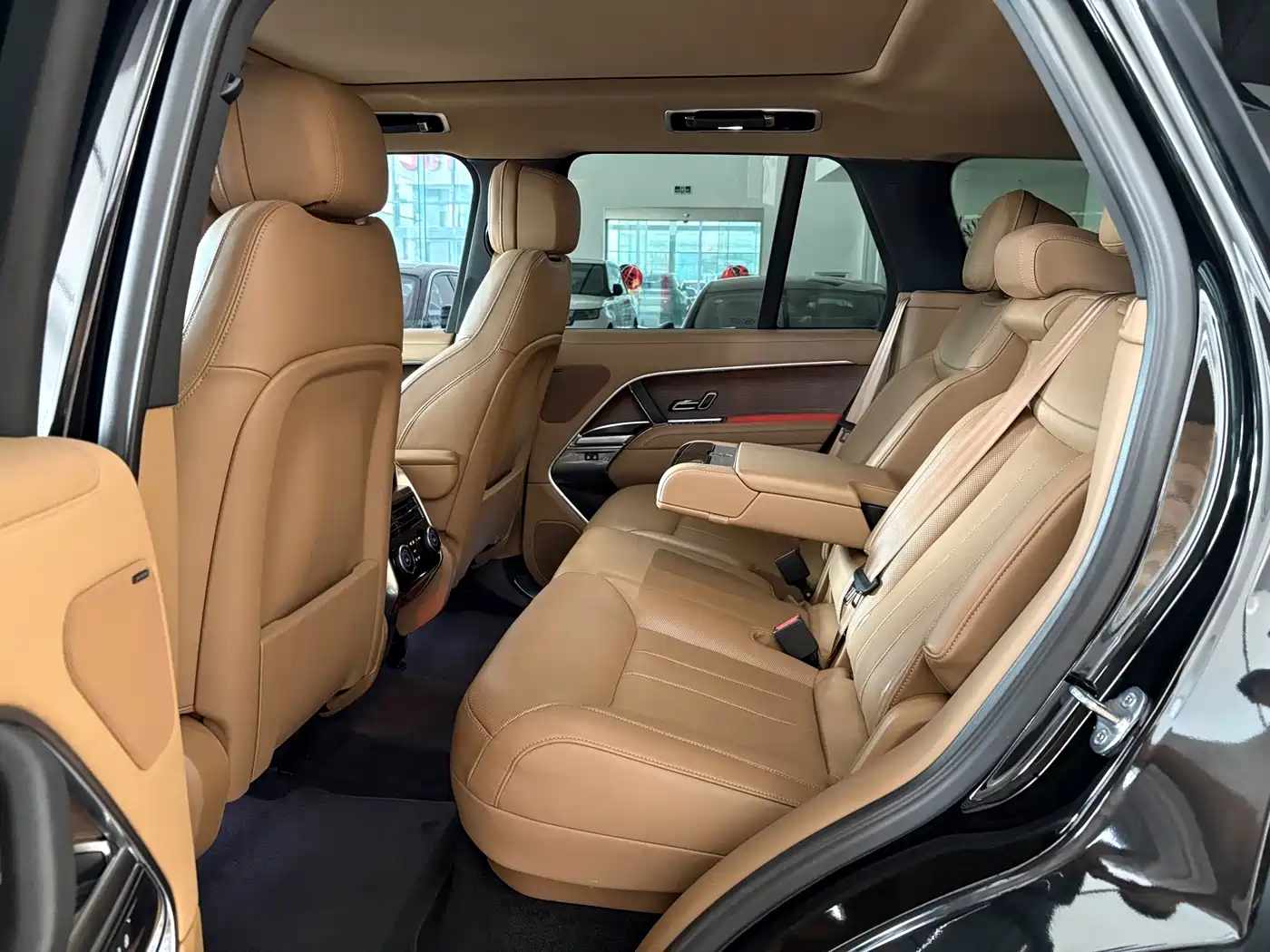 Land Rover Range Rover 2023 2023 3.0 L6 360PS Golden Age Edition