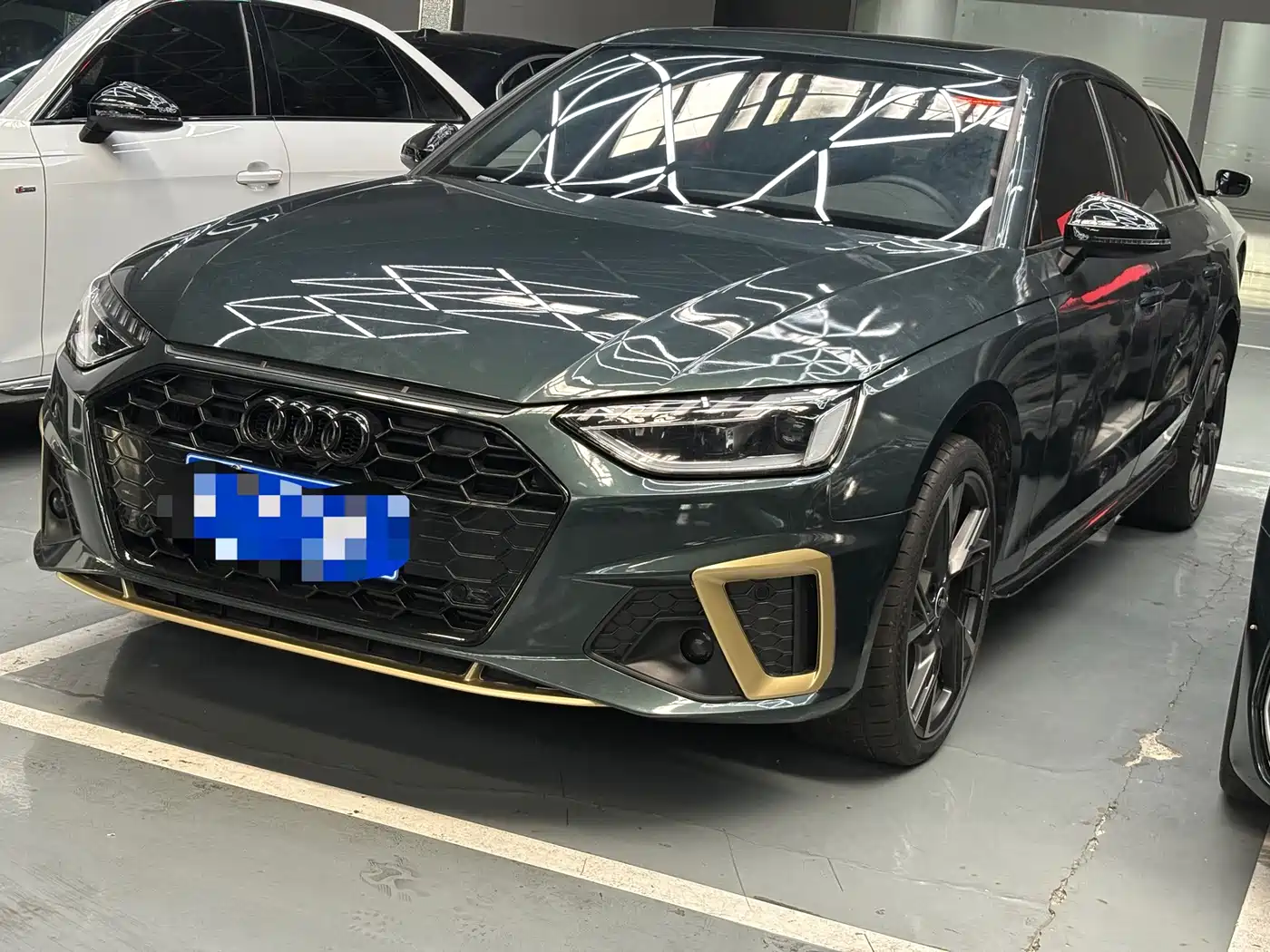 Audi A4L 2025 2025 2 Million Celebration Edition 40 TFSI Luxury Dynamic