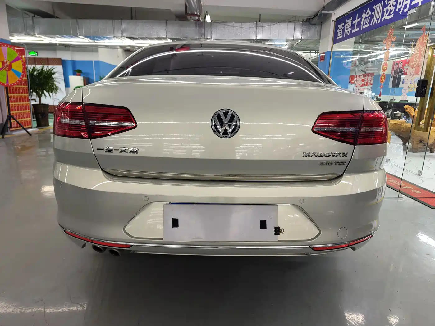 Volkswagen Magotan 2017 330TSI DSG Luxury фото 5