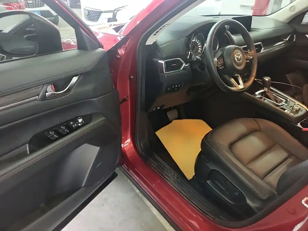 Фото 16 - Mazda CX-5