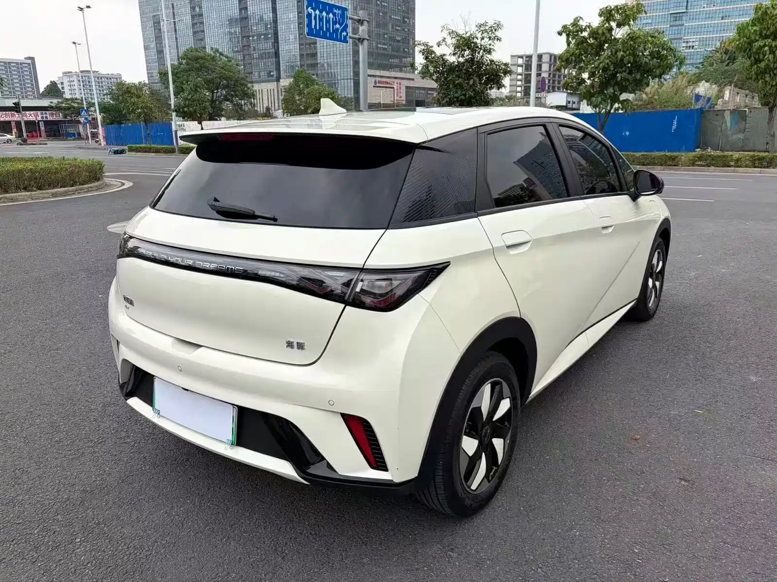 Фото 6 - BYD Dolphin