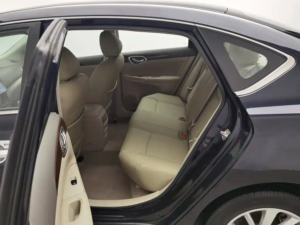 Фото 15 - Nissan Sylphy