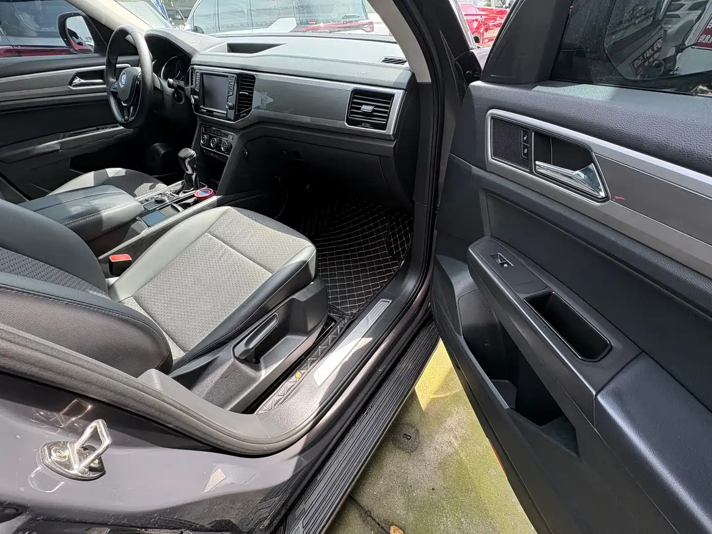 Volkswagen Teramont 2017 380TSI 4WD Comfort Edition фото 16