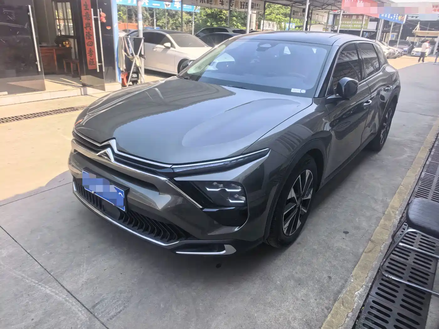 Citroën Versailles C5 X 2022 — пригон из Китая