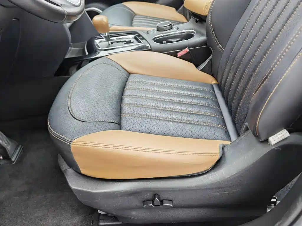 Soueast DX7 2017 2017 1.5T Automatic Premium