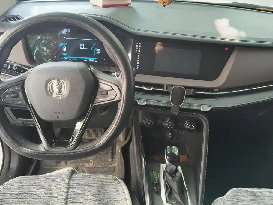 Changan CS15 2020 2019 1.5L Auto Progressive China VI