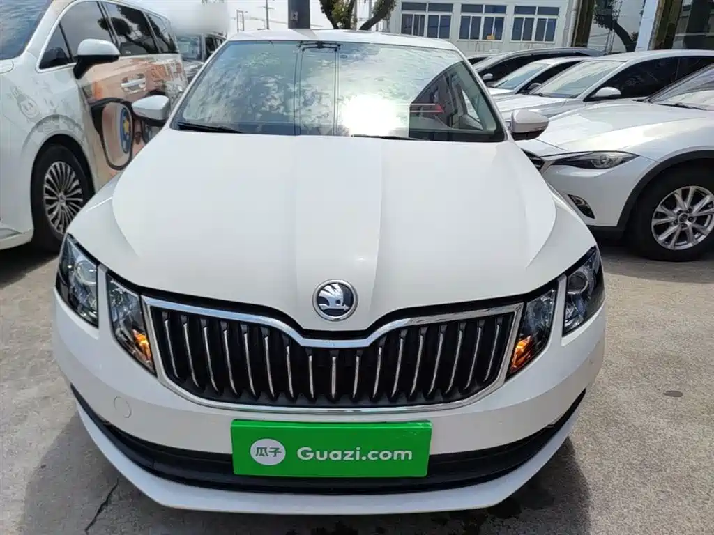 SKODA OCTAVIA