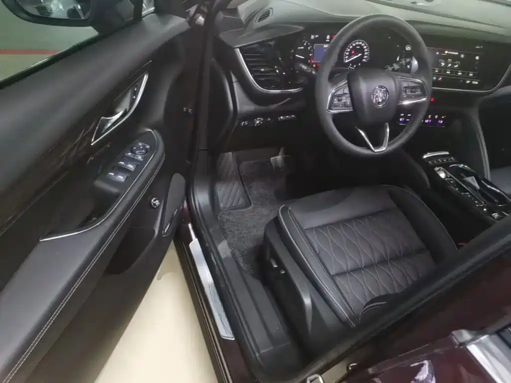 Фото 16 - Buick Envision Plus