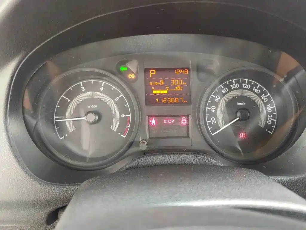 Peugeot 301 2015 2014 1.6L Automatic Comfort Edition