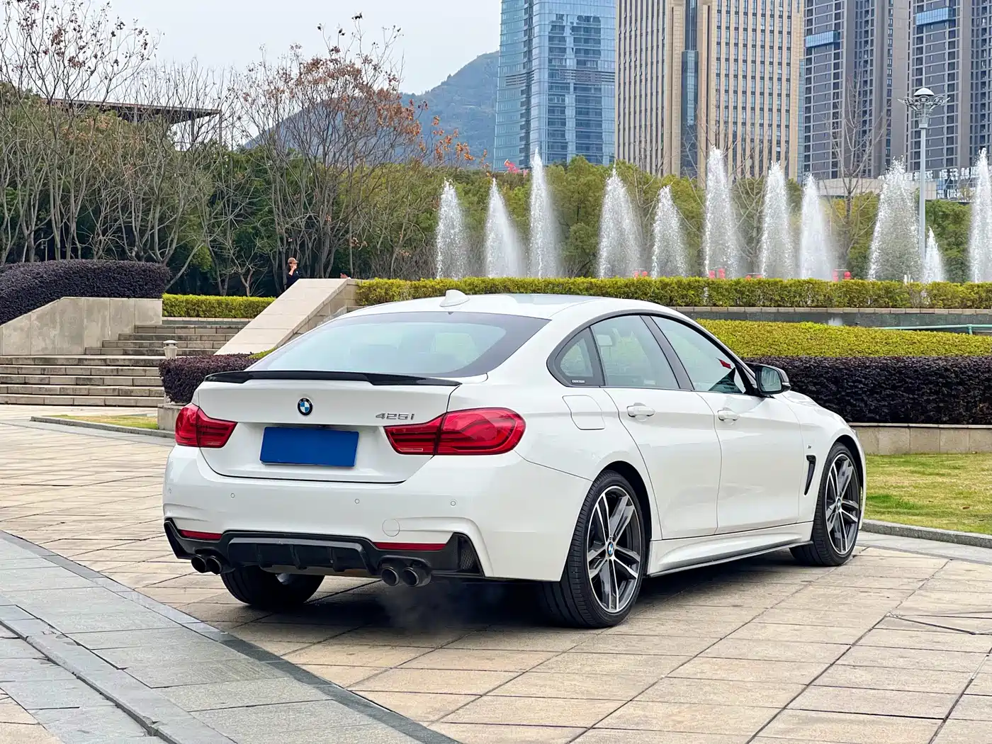 BMW 4 Series 2017 425i Gran Coupe Leading M Sport Package фото 17