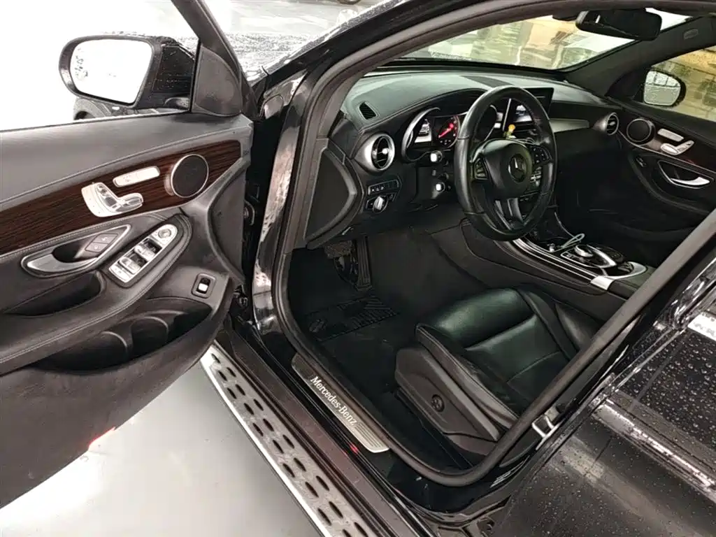 Mercedes-Benz GLC 2019 Facelift GLC 260 L 4MATIC Luxury фото 23