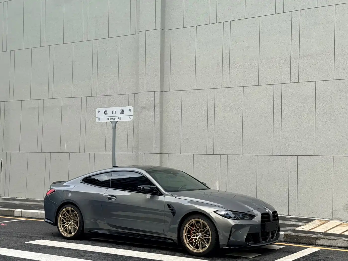 Фото 2 - BMW M4