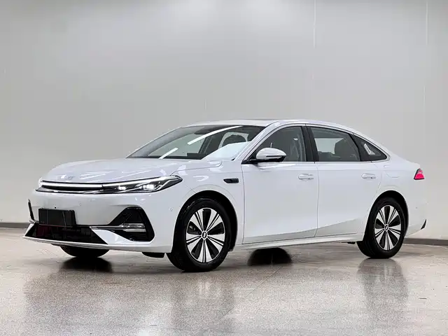 Geely Galaxy A7 EM-i 150km, увеличенный запас хода