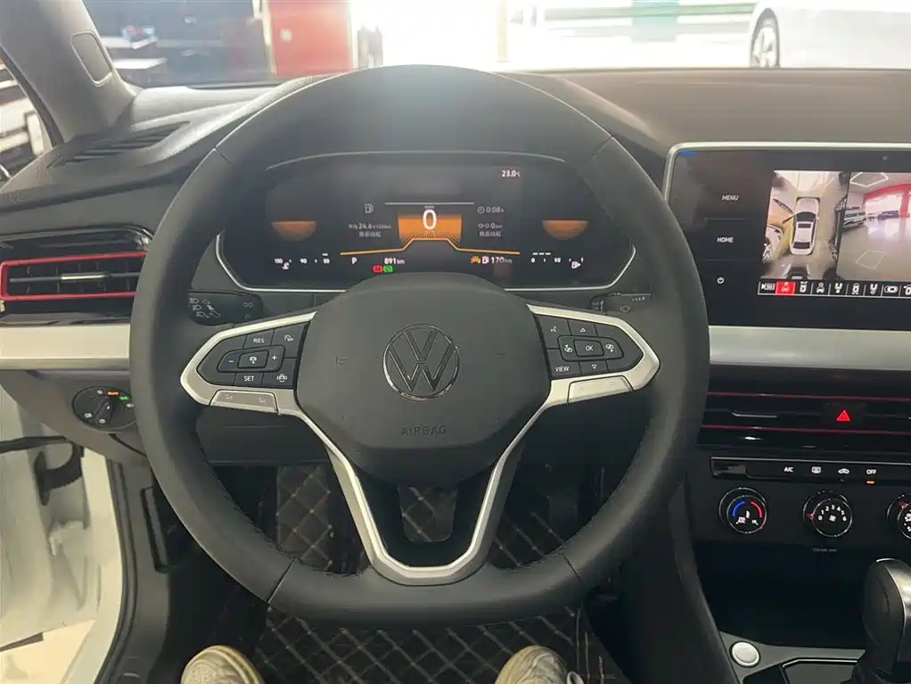 Volkswagen Lavida 2024 Model 300TSI DSG Starlight Full Comfort Edition фото 3