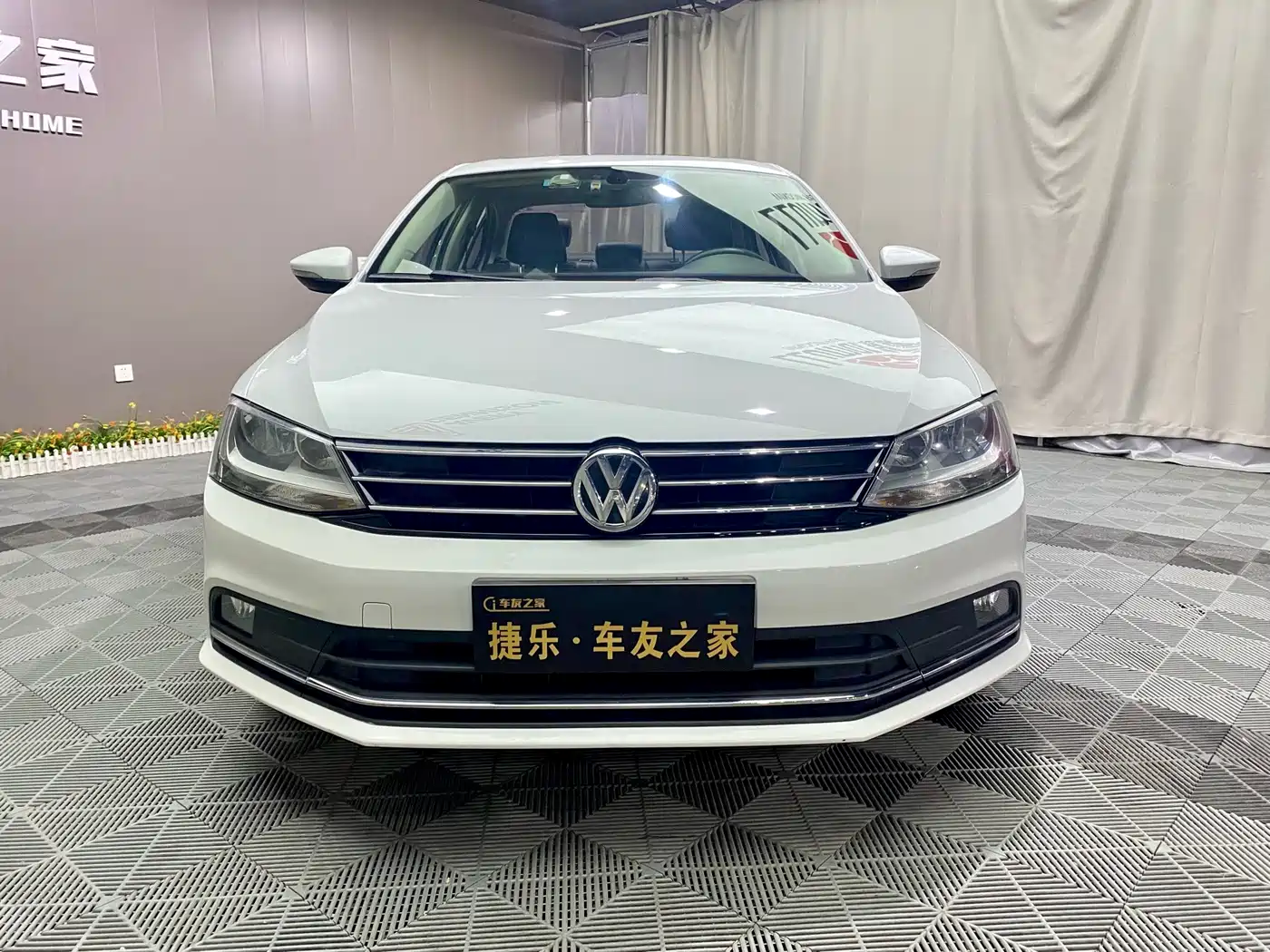 Фото 2 - Volkswagen Sagitar